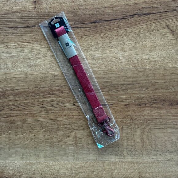 THREAD lanyard keychain BRAND NEW - Picture 2 of 2